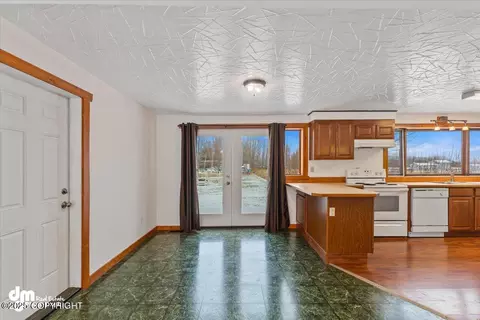 15523 E Outer Springer Loop, Palmer, AK 99645 photo 12