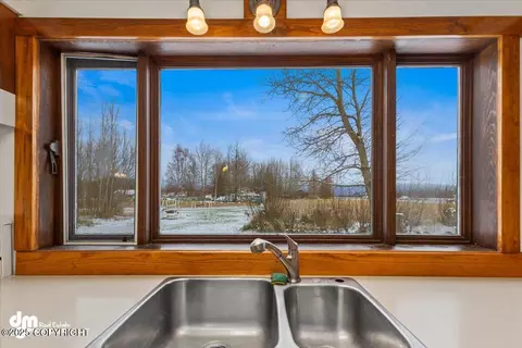 15523 E Outer Springer Loop, Palmer, AK 99645 photo 18