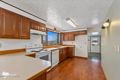 15523 E Outer Springer Loop, Palmer, AK 99645 photo 16
