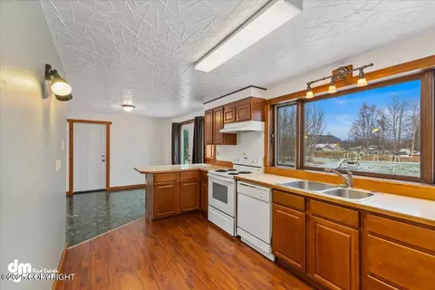15523 E Outer Springer Loop, Palmer, AK 99645 photo 17