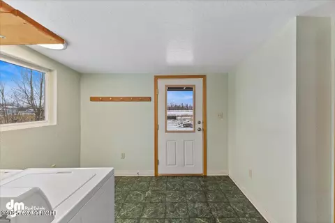 15523 E Outer Springer Loop, Palmer, AK 99645 photo 4