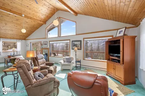 Living - 3669 Pullen Cir, Eagle River, AK 99577 photo 4 of 6