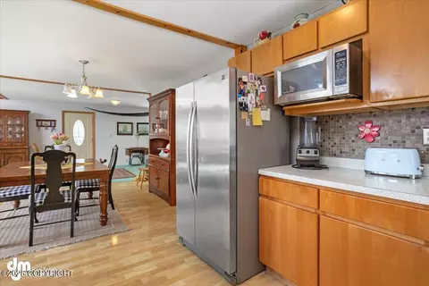 Kitchen - 3669 Pullen Cir, Eagle River, AK 99577 photo 5 of 10