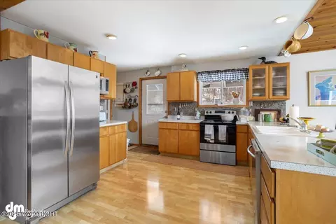 Kitchen - 3669 Pullen Cir, Eagle River, AK 99577 photo 1 of 10