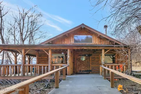 206 Huot Cir, Indian, AK 99540