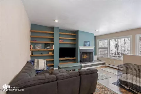 3131 Rosella St # F, Anchorage, AK 99504