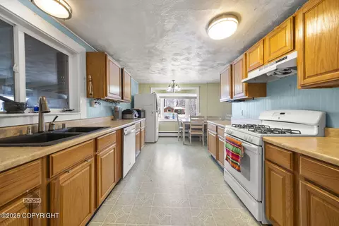 Kitchen - 4107 Harrison St, Anchorage, AK 99503 photo 3 of 4