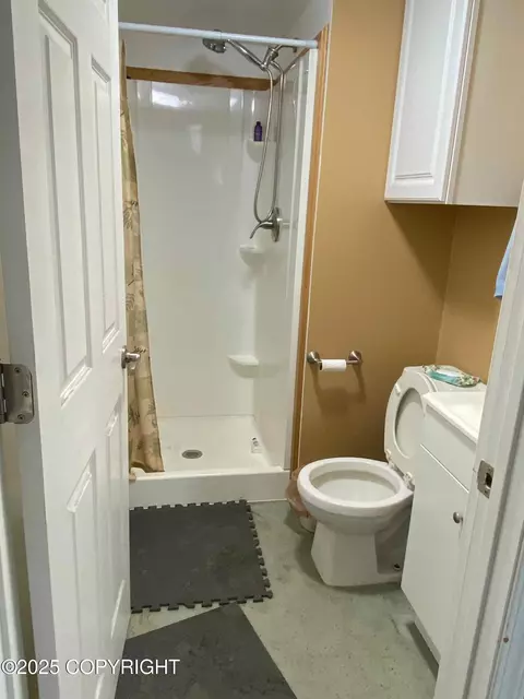 Bath - 4107 Harrison St, Anchorage, AK 99503 photo 3 of 3