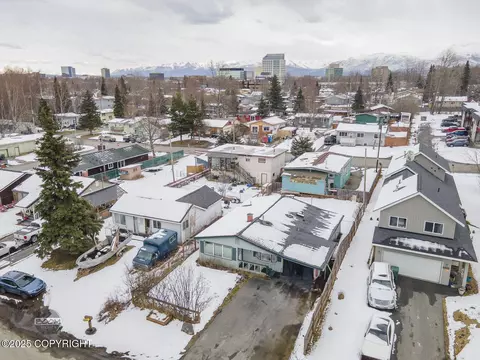View/Area - 4107 Harrison St, Anchorage, AK 99503 photo 2 of 6