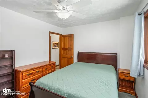 Bedroom - 19501 Wingham Cir, Eagle River, AK 99577 photo 8 of 9