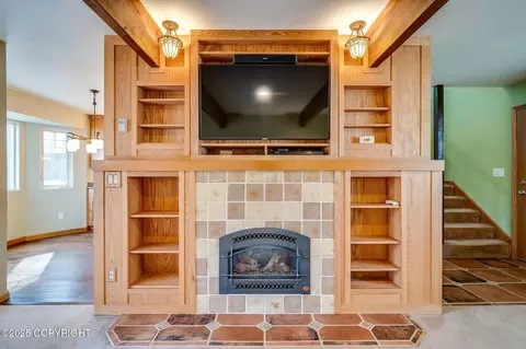 9523 Noak Cir, Eagle River, AK 99577 photo 5