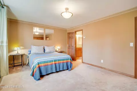 9523 Noak Cir, Eagle River, AK 99577 photo 17