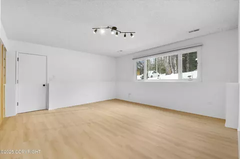 11700 Paddock Ln, Anchorage, AK 99516 photo 20