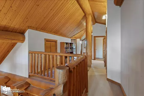 Entry Way - 22253 Elkhorn Cir, Eagle River, AK 99577 photo 5 of 9