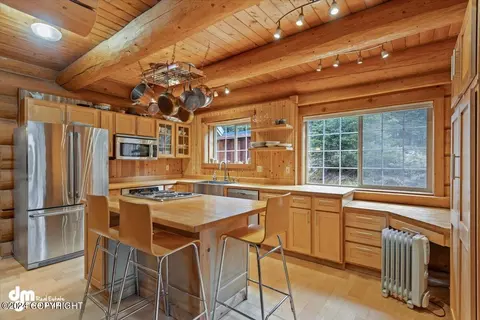 Kitchen - 22253 Elkhorn Cir, Eagle River, AK 99577 photo 3 of 5