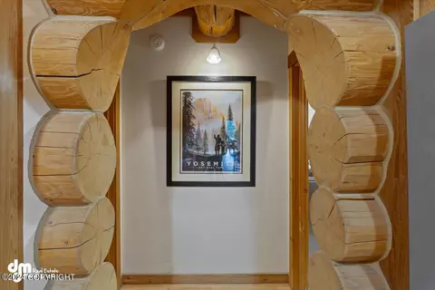 Entry Way - 22253 Elkhorn Cir, Eagle River, AK 99577 photo 4 of 9