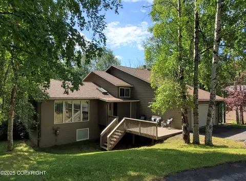 19532 Ostovia Cir, Eagle River, AK 99577