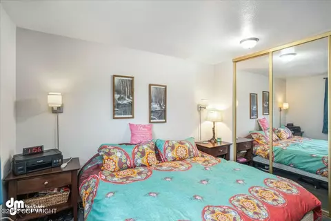 Bedroom - 231 Mccarrey St # 14A, Anchorage, AK 99508 photo 2 of 3
