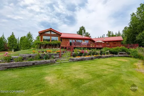 10390 Kaye Lake Rd, Wasilla, AK 99623