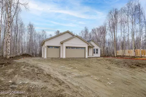 1792 S Alliance Country Dr, Wasilla, AK 99654