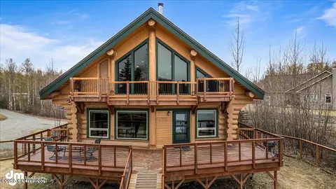 6521 W Fuller Lake Cir, Wasilla, AK 99623
