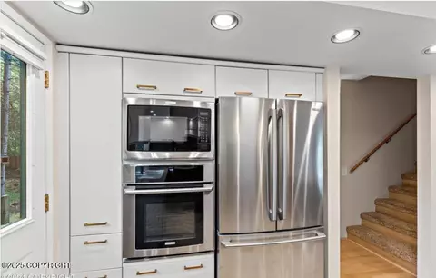 Kitchen - 6855 Double Tree Ct, Anchorage, AK 99507 photo 3 of 4