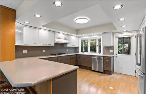 Kitchen - 6855 Double Tree Ct, Anchorage, AK 99507 photo 1 of 4