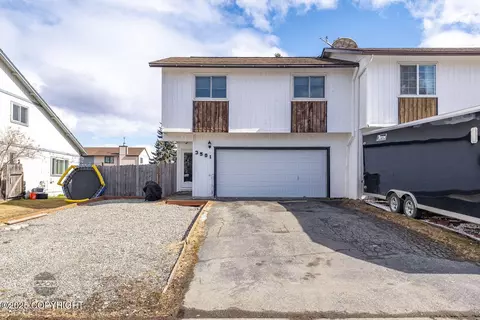 3501 Nova Cir, Anchorage, AK 99517 photo 2