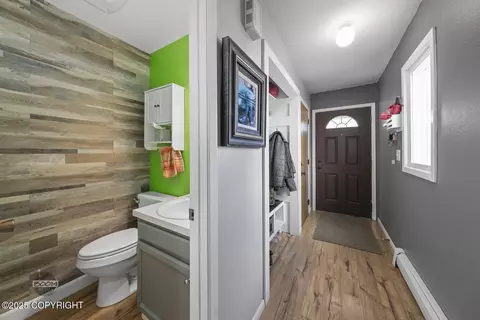 3501 Nova Cir, Anchorage, AK 99517 photo 25