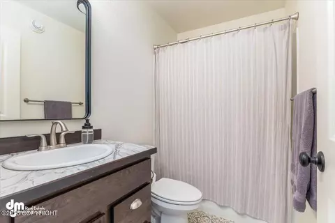 Bath - 7786 E Flint Dr, Wasilla, AK 99654 photo 2 of 2