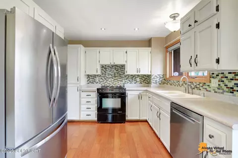 19708 Eaglewood Loop, Eagle River, AK 99577 photo 9