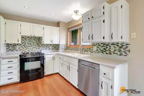 19708 Eaglewood Loop, Eagle River, AK 99577 photo 12