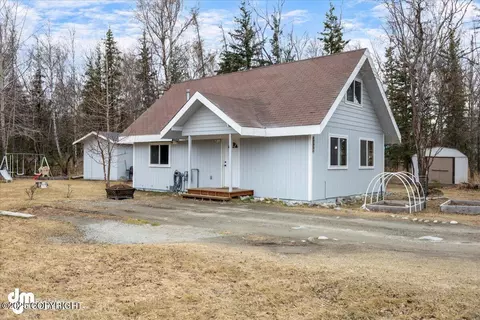 1238 N Williwaw Way, Wasilla, AK 99654