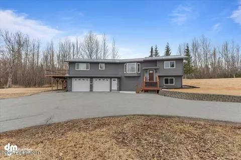 Exterior - 9660 E Ortner Loop, Palmer, AK 99645 photo 9 of 11
