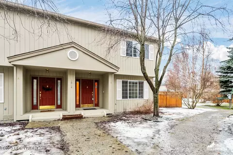3064 Leighton St # 7B, Anchorage, AK 99517