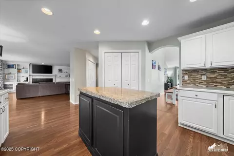 8731 Sonora Cir, Eagle River, AK 99577 photo 18