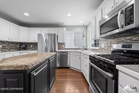 8731 Sonora Cir, Eagle River, AK 99577 photo 20