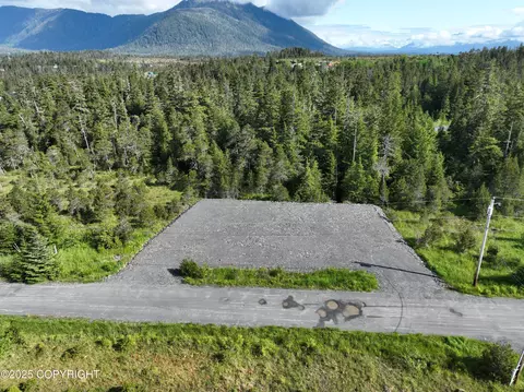 121 Arness Hts, Petersburg, AK 99833