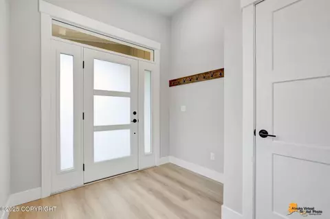 8881 Chalk Hill Loop, Anchorage, AK 99502 photo 2