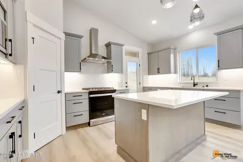 8881 Chalk Hill Loop, Anchorage, AK 99502 photo 6