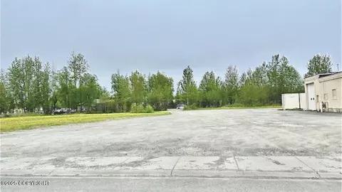 235 N Aspen Dr, Soldotna, AK 99669