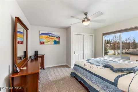 Bedroom - 17353 Yellowstone Dr, Eagle River, AK 99577 photo 4 of 5