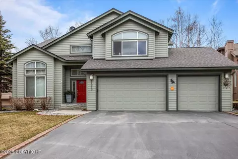 Exterior - 17353 Yellowstone Dr, Eagle River, AK 99577 photo 2 of 11
