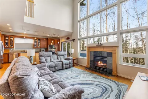 Living - 17353 Yellowstone Dr, Eagle River, AK 99577 photo 3 of 7
