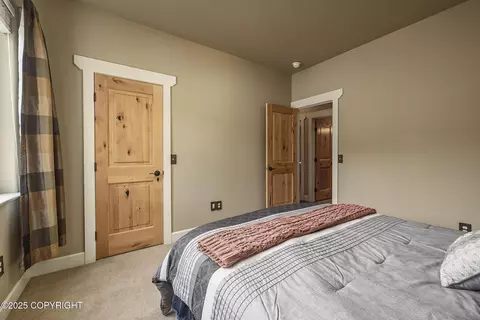 Bedroom - 11268 Sitka Rose Cir, Eagle River, AK 99577 photo 6 of 8