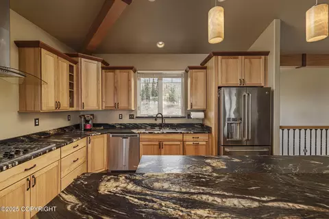 Kitchen - 11268 Sitka Rose Cir, Eagle River, AK 99577 photo 2 of 4