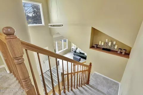 Entry Way - 7328 Setter Dr, Anchorage, AK 99502 photo 7 of 12