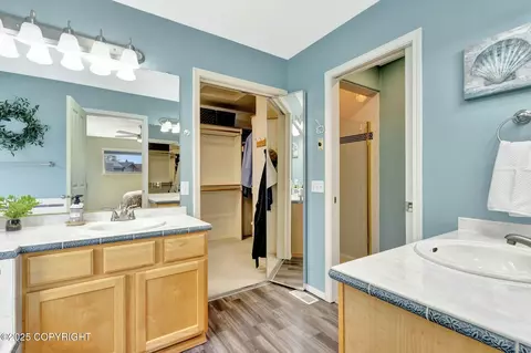 Bath - 7328 Setter Dr, Anchorage, AK 99502 photo 3 of 6