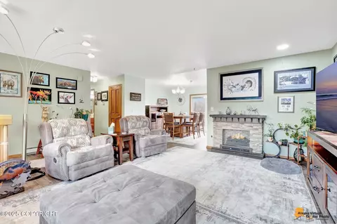 Living - 21218 Baron Dr, Chugiak, AK 99567 photo 3 of 8