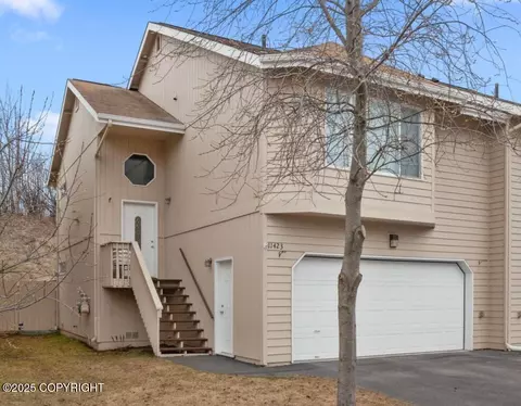 11423 Spyglass Hill Cir # 10A, Anchorage, AK 99515